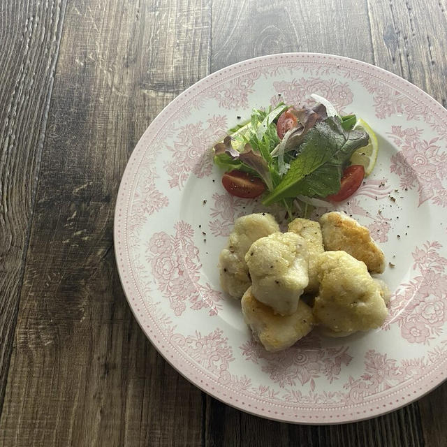 鶏むね肉の塩唐揚げ