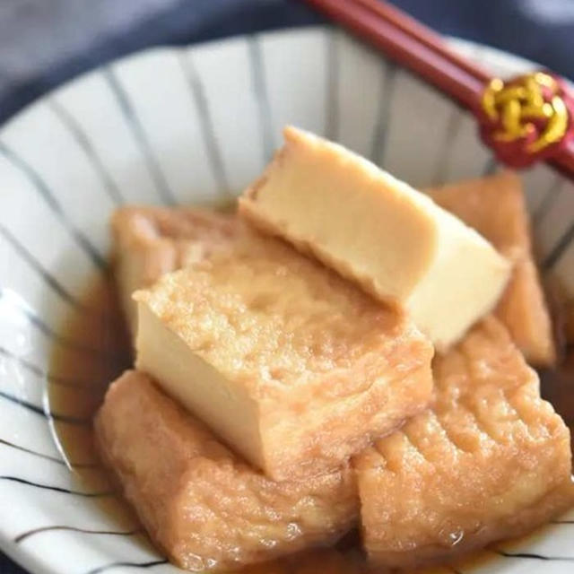 チンするだけでジュワッと味染み！簡単「厚揚げ煮」味バリエ5選