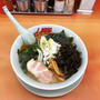 えび塩ラーメンを啜る 〜黒ばら海苔・LINEクーポンほうれん草・山岡家〜