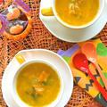 サッと煮るだけで簡単＆あったかハロウィン〜かぼちゃとタマネギの塩バタースープ。