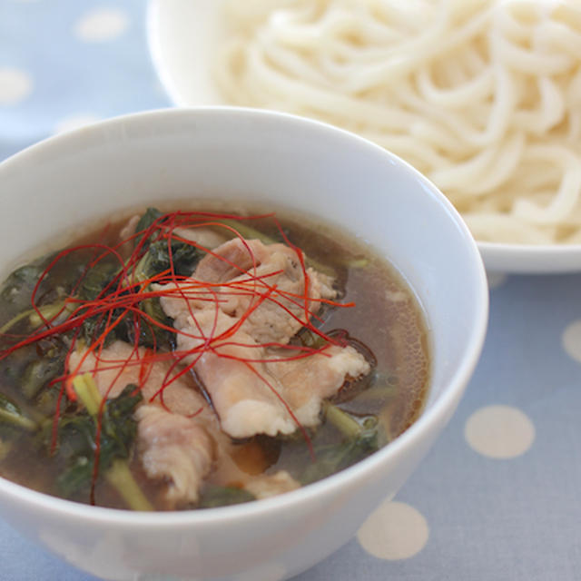 【　夏休みのお昼ごはん　栄養満点！肉やさいつけうどん　】