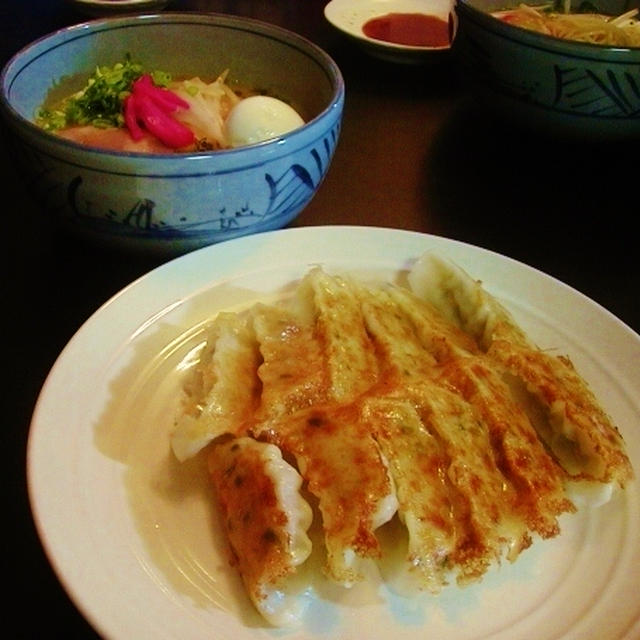 醤油とんこつラーメンと焼き餃子