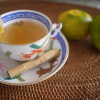 フルブラ（早生みかんの薬膳風）のホットドリンク