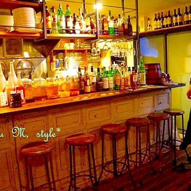 東京の夜～独特な世界観のカフェで♪お洒落で寛げる～