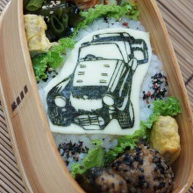 ♯7　ＴＨＥ　ＦＩＲＳＴ　ＩＳ　ＴＨＥ　ＭＡＳＨＩＮＥ　ヒロシくんのスーパー7のお弁当☆