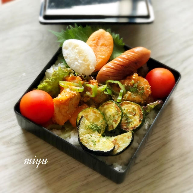 エビと鶏(ささみ)チリのお弁当