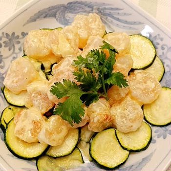 ズッキーニが出回り始めたので♪エビのマヨ和えとズッキーニ炒め♡