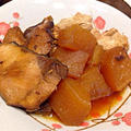 こっくりブリ大根 Simmered yellowtail witth Japanese whit