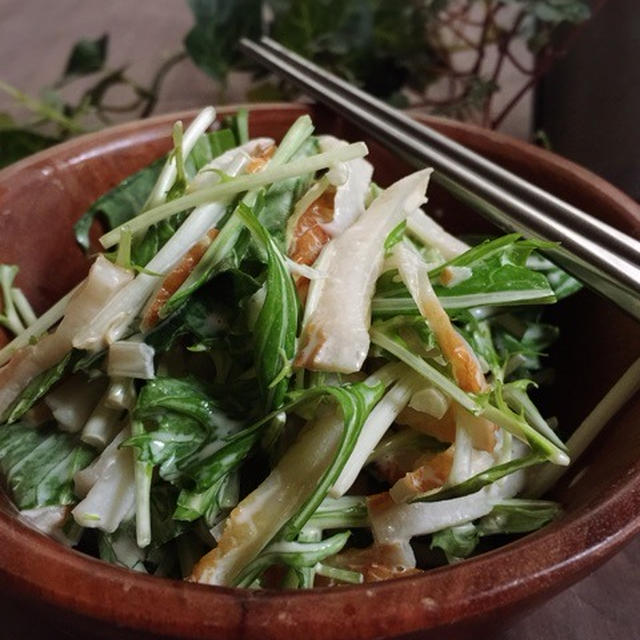 マヨネーズと麺つゆで♪ちくわと水菜のサラダ♪