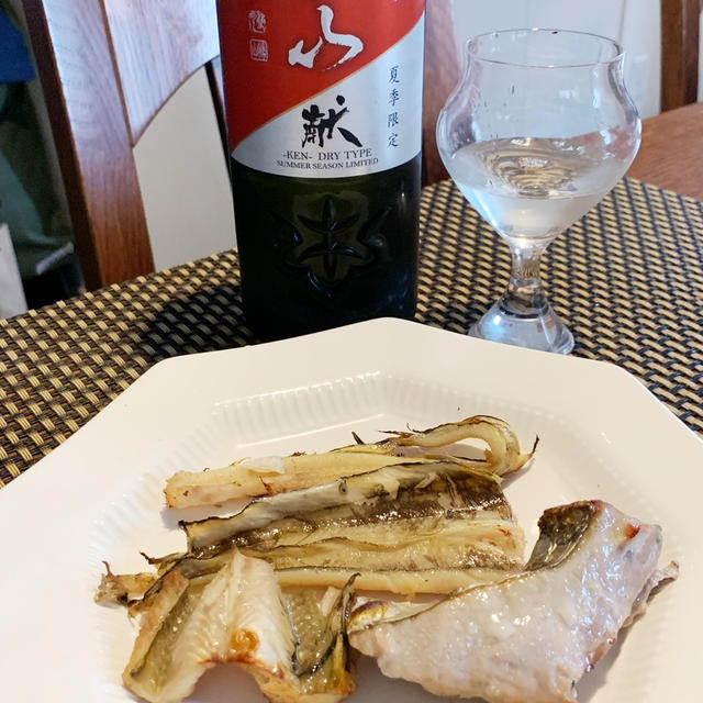 朝から穴子と焼きカツオで一献