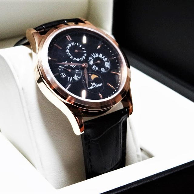 手頃な価格帯で買える　日本製の高級クラシック腕時計