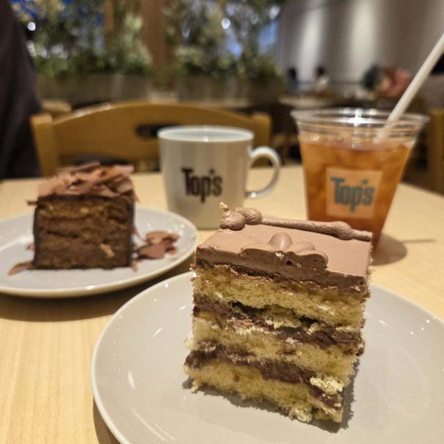 トップスでカフェタイム　　