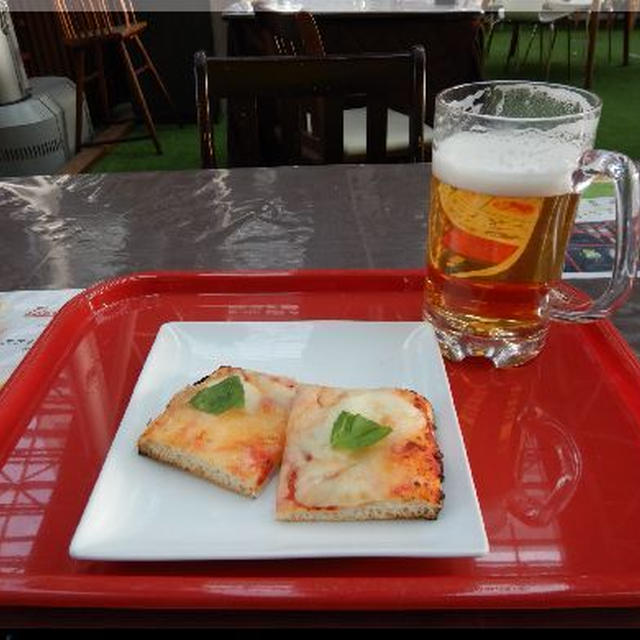 こたつでハイネケン～大阪ステーションシティ時の広場