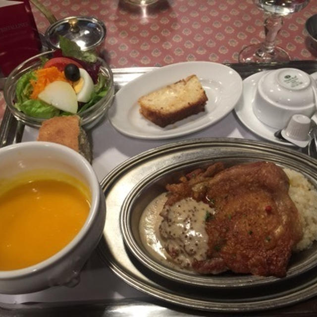 コンコンブル 1000円ランチ ボリュームたっぷりビストロランチ