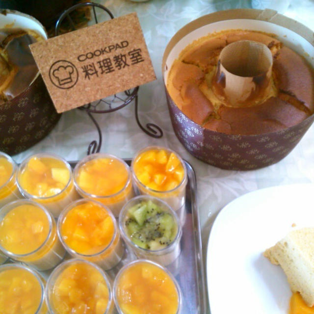 マンゴーシフォン＆豆乳プリンマンゴーソース　～　クックパッド料理教室でした♪