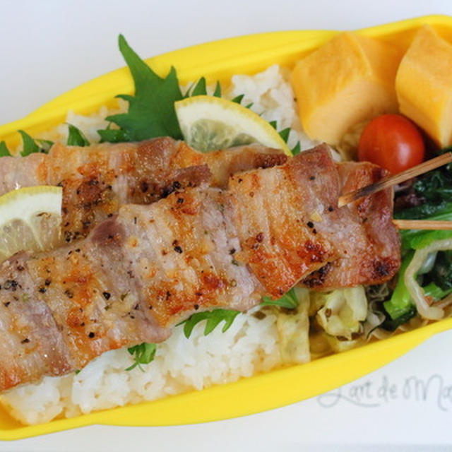 豚バラ串のっけ弁／作りおきOKな緑のおかず【小松菜ナムル】