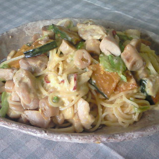 残り野菜でカルボナーラ