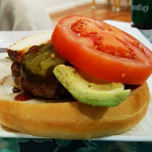 水たまりの中でゴルフ ～ おうちハンバーガー