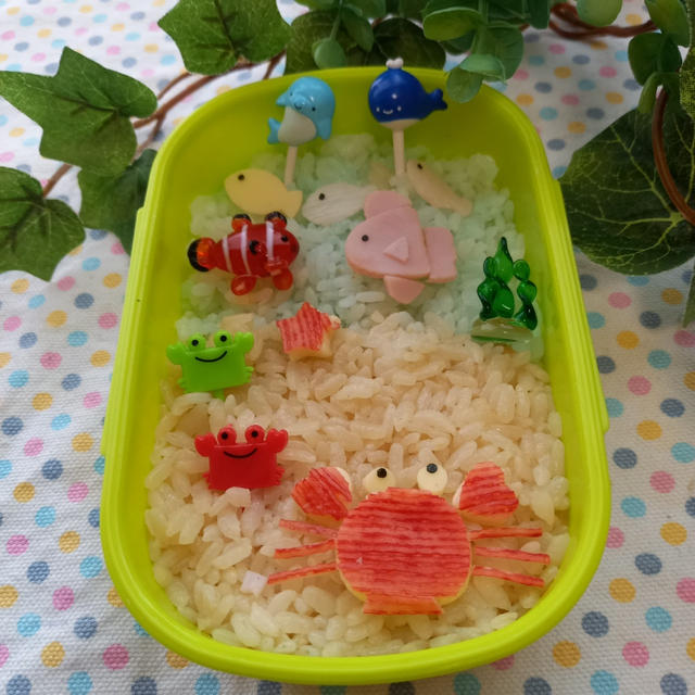 海の生き物(カニさん・マンボウ弁当)〖デコ弁〗