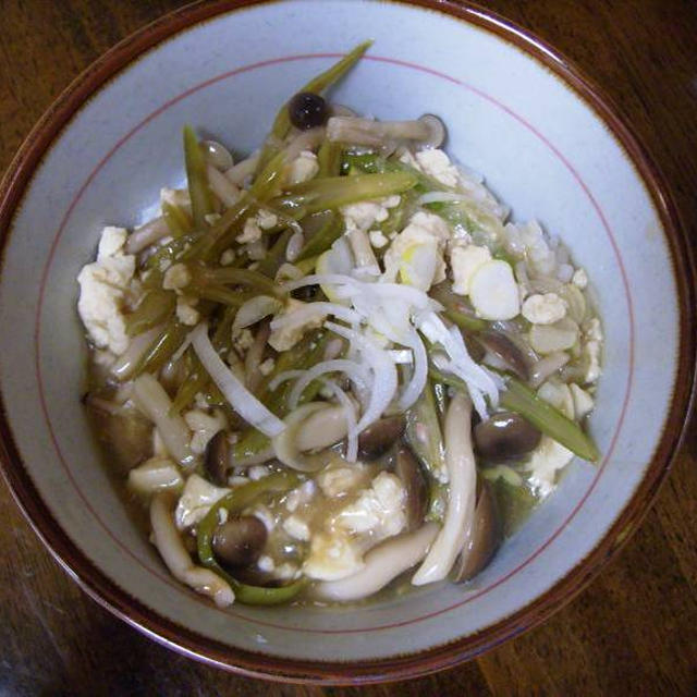 豆腐としめじといんげんのどんぶり