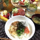 いろいろのっけご飯de朝ごはん。冷やしぶっかけうどん♪
