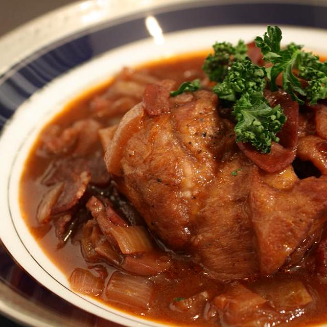 【洋食】箸でほぐれる♪鶏肉の赤ワイン煮込み
