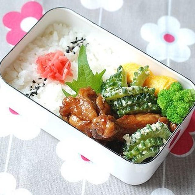 ◆じめっとした季節はすっぱ系おかずが◎【手羽元のすっぱ煮弁当】