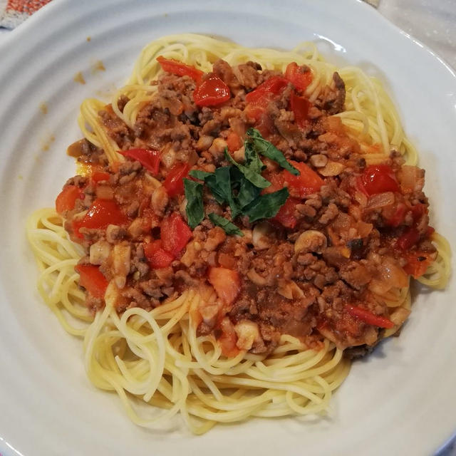 ゴロゴロお肉！絶品ミートソースパスタ