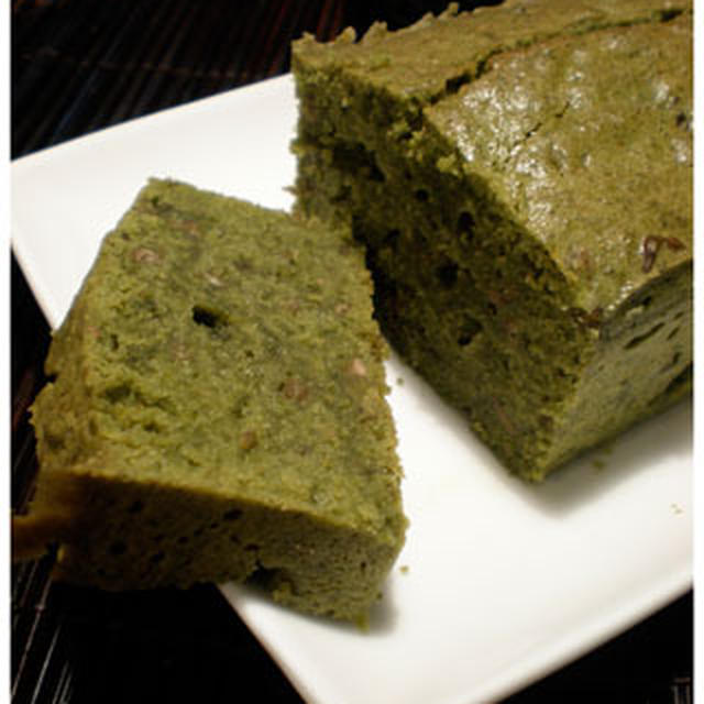 抹茶と緑豆餡のパウンドケーキ