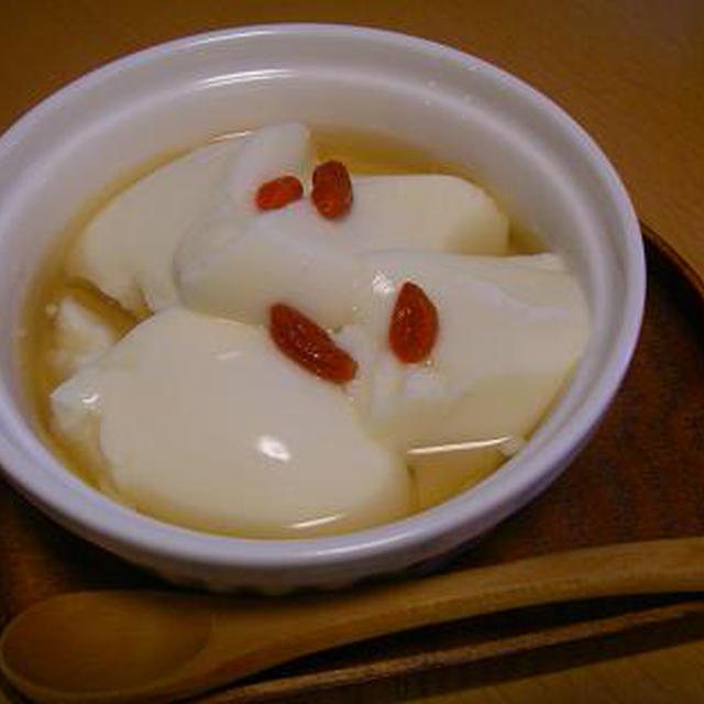 ジャスミンシロップの杏仁豆腐風
