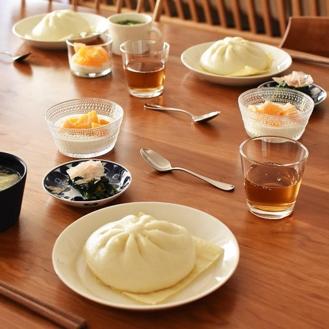 この冬2度目の「肉まん朝食」