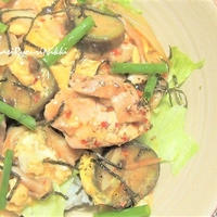 プラスお茄子の洋風あんかけ親子丼！　にんべん「鶏肉のハーブソテー」を使って簡単ウマウマ♪　　＆GOTOイートで町屋パスタ