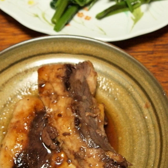 メカジキの焼肉風と空芯菜の炒め物