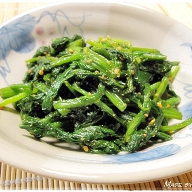 冬野菜を食べよう！　＜ほうれん草の胡麻和え＞