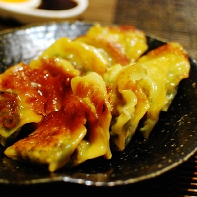 ニラたっぷり！一口餃子