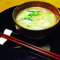 椎茸・白菜・ベーコンのバター味噌汁 by 豊田  亜紀子さん