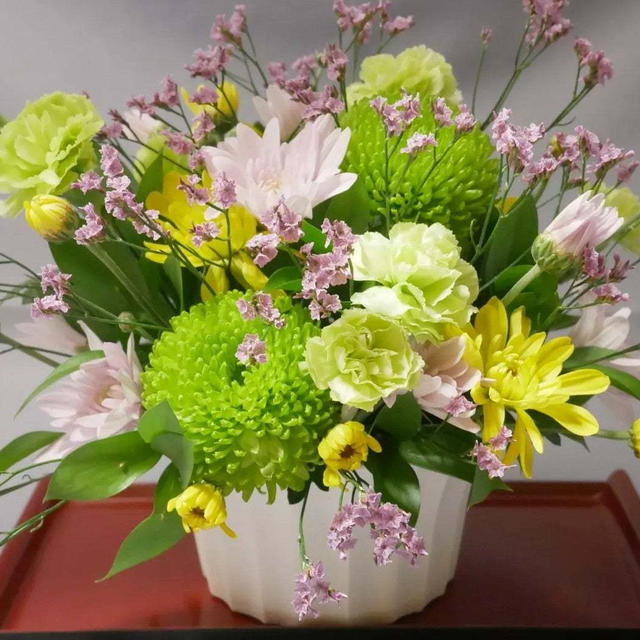 法事のために生けた花