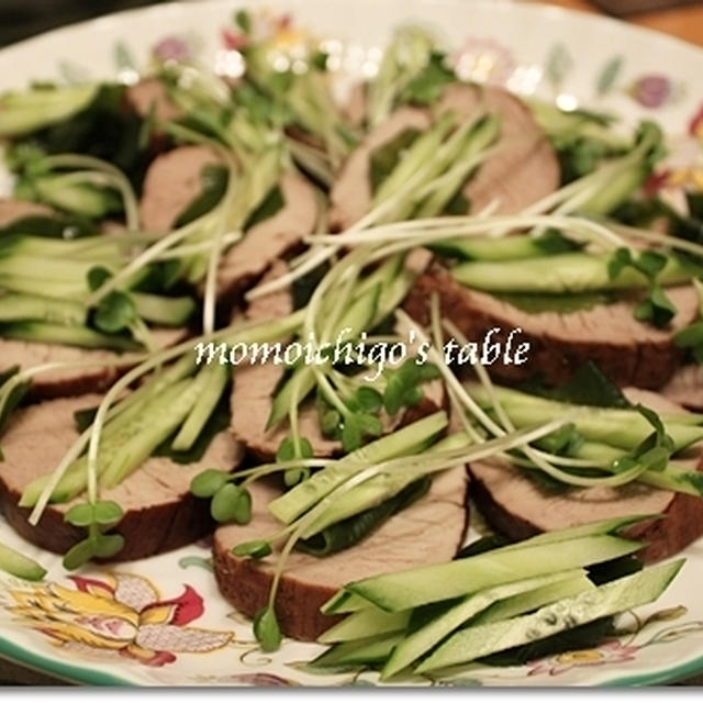 紅茶豚と簡単蒸しなす、ツナとオクラの煮物で和食ごはん♪