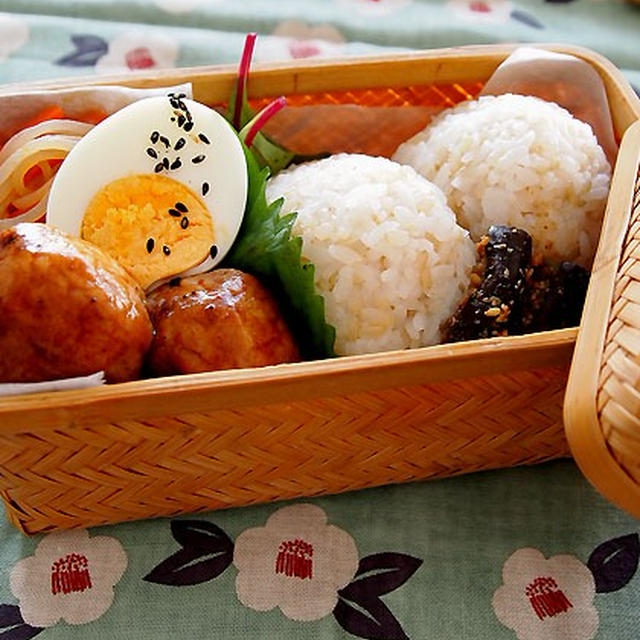 ほくっと・・肉巻き里芋の照り煮お弁当＆わかったにょ♪