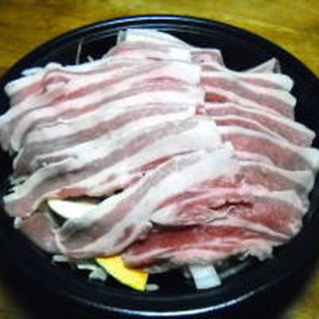 豚バラ肉と野菜の蒸し煮