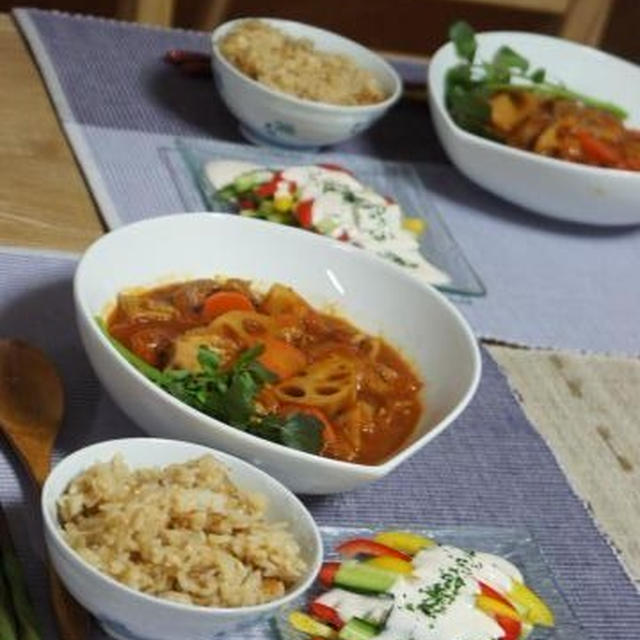 今夜はトマトカレー煮込みです♪