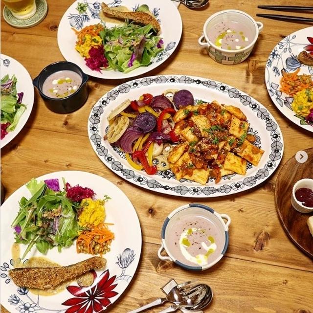 ..社宅ママ友を呼んでおうちごはん..秋メニュー.セラミサーモン  ジン...