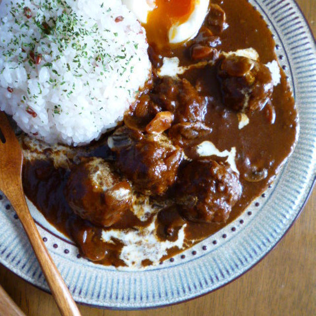 ミートボールカレー＆油揚げの温サラダ