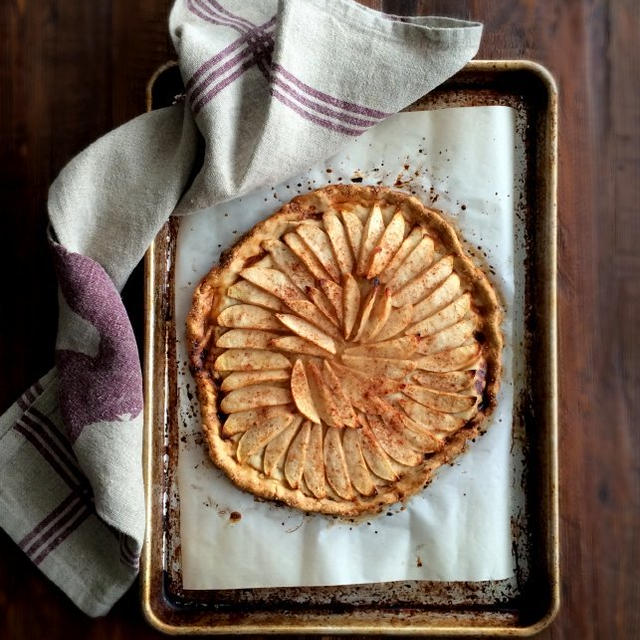 Rustic Spiced Apple Tart田舎風スパイスアップルタルト
