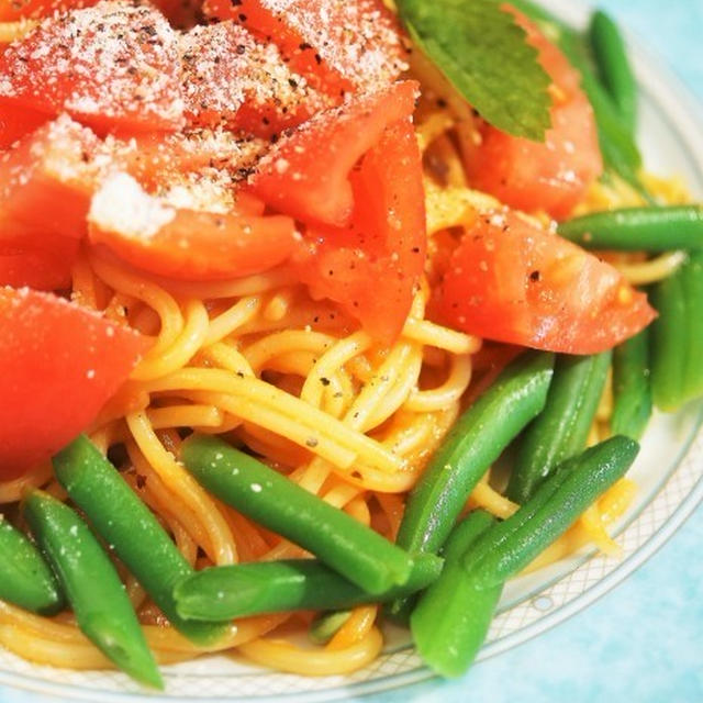 ■昼パスタ【ハウス完熟トマトのミートソースで簡単美味しいパスタ/スダチソーダ♪】
