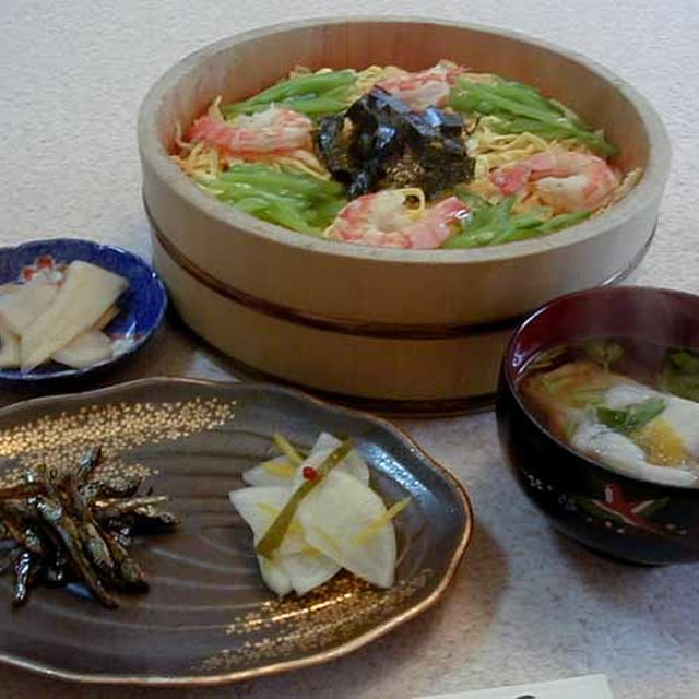 散らし寿司と簡単お雑煮