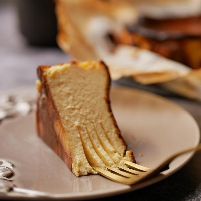 簡単バスク風チーズケーキと夜の撮影