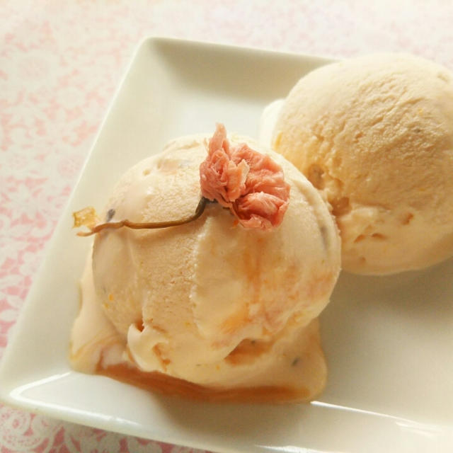 桜餡のアイスクリーム