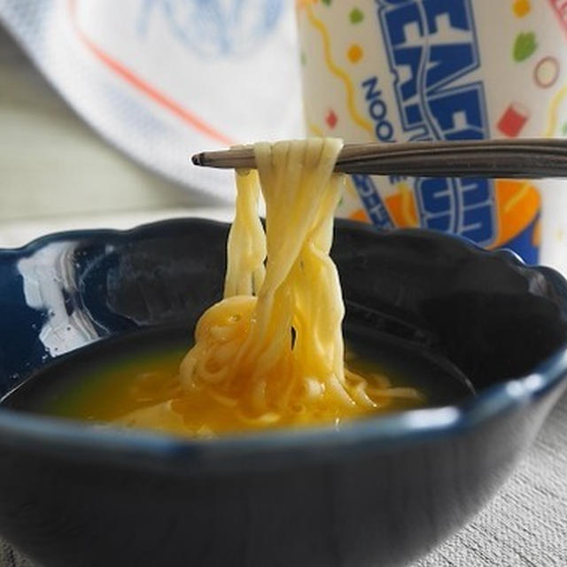 シーフードヌードルバターつけ麺♪ご想像の通り・・・