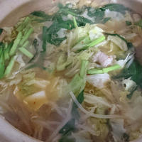 創味シャンタンでもつ鍋